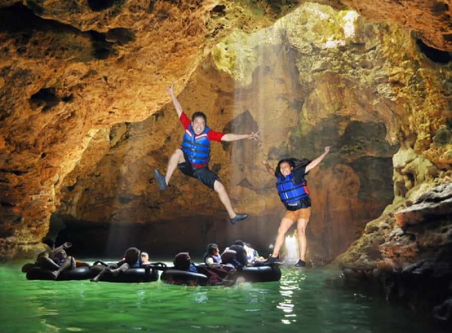 Yogyakarta: Jomblang & Pindul Cave Guided Adventure - Goa Jomblang: The 60-Metre Rappel and The Sunray Moment