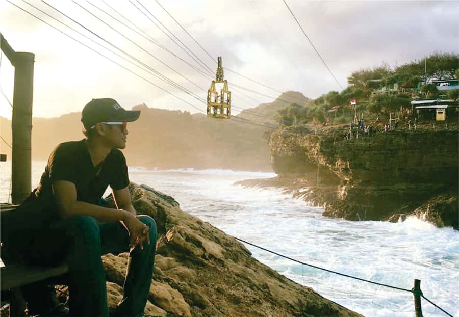 Yogyakarta: Jurang Tembelan, Pine Forest, and Timang Beach - Key highlights you’ll feel on this day trip
