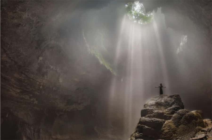 Yogyakarta: Merapi Sunrise, Jomblang & Pindul Cave Day Tour - Morning Jeep to Mount Merapi: volcano trails and the Bunker viewpoints