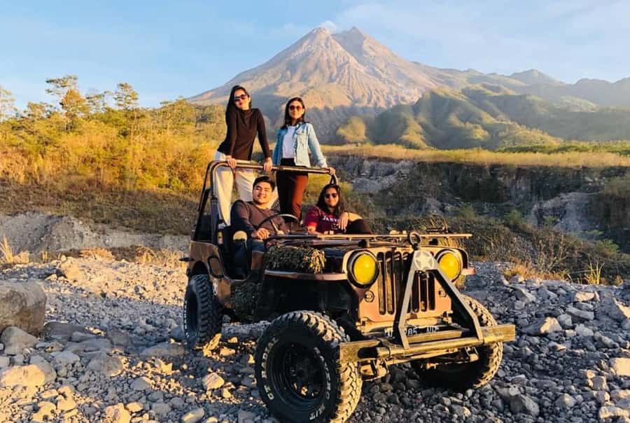 Yogyakarta: Merapi Volcano Sunrise, Borobudur, & Prambanan - Merapi Volcano Sunrise: the 4am start and the 4x4 jeep payoff