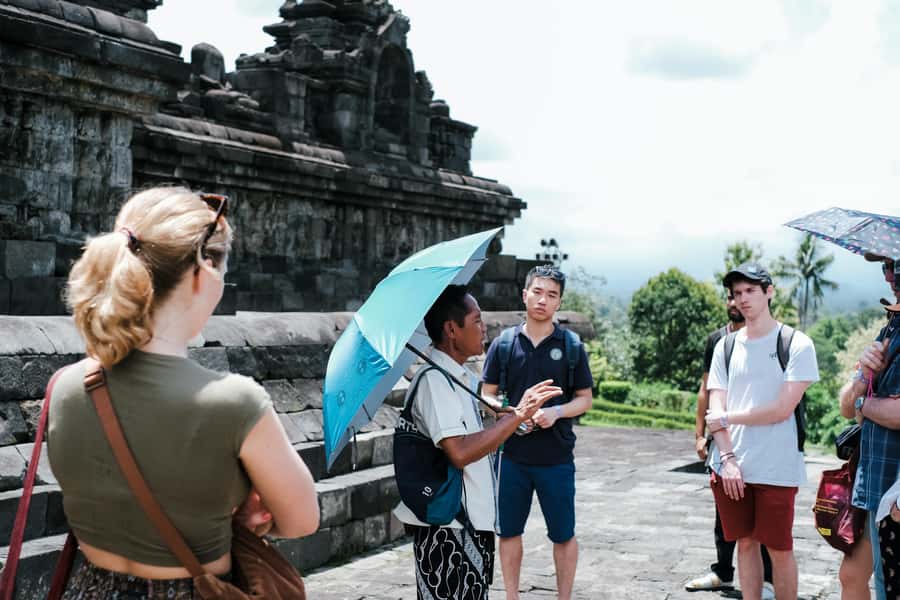 Yogyakarta: Merapi Volcano Sunrise, Borobudur, & Prambanan - Prambanan: folklore, background, and photo time