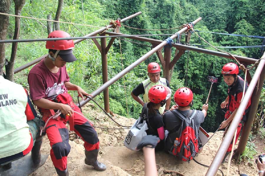 Yogyakarta: Mt. Merapi Sunrise, Jomblang & Pindul Cave Tours - What the Best Guides and Drivers Actually Do