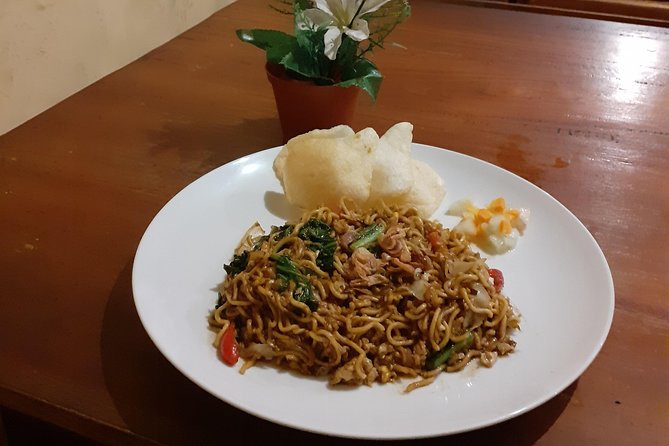 Yogyakarta Night Delight Walking Tour - Price and value: $30 for rides, snacks, coffee, and dinner