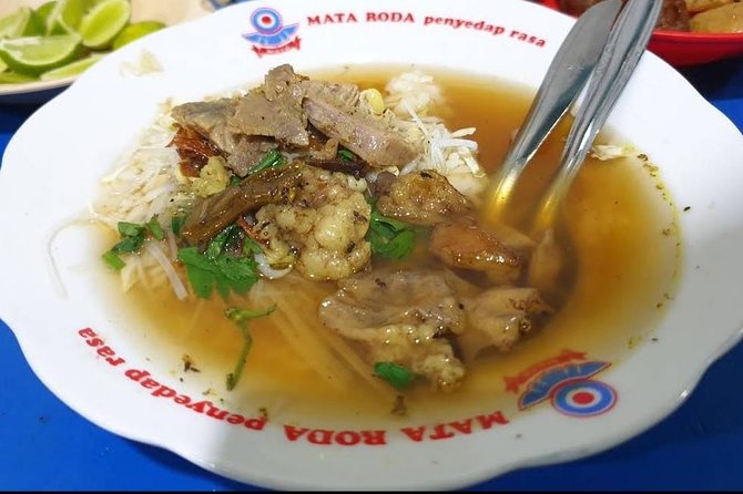 Yogyakarta Night Street Food Hunting - Yogyakarta night street food on Jalan Malioboro: what you’re really buying