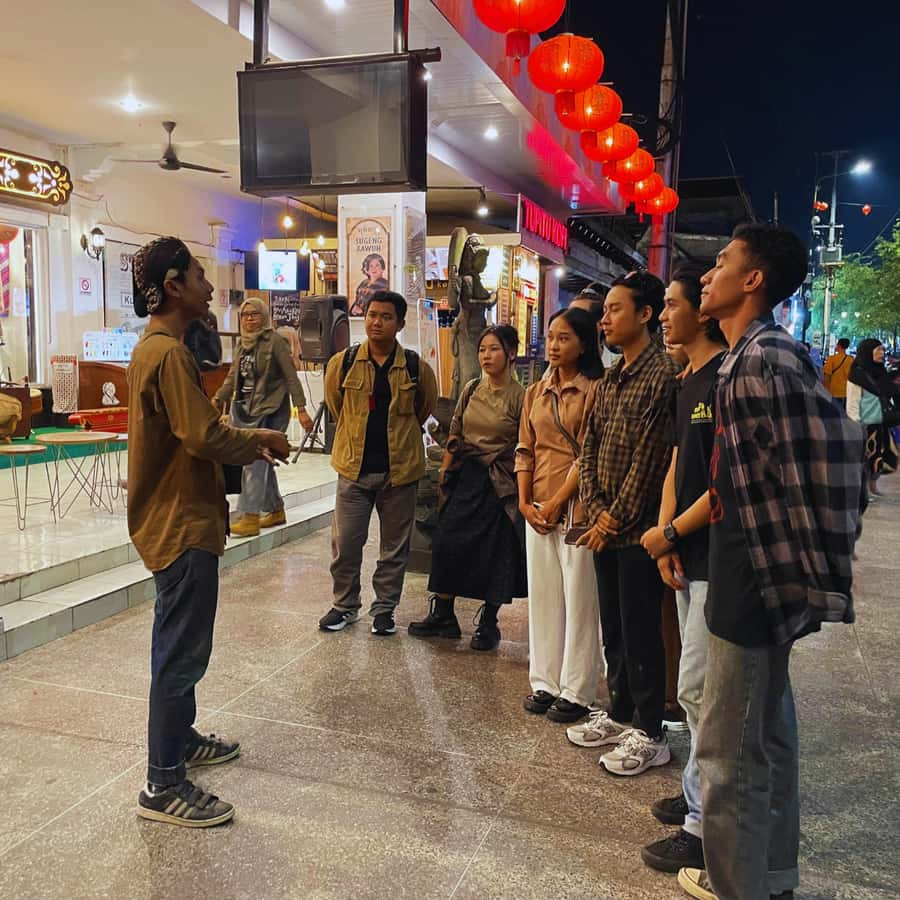 Yogyakarta: Night Walking & Street Food Tour - Street food you can name, not just stuff you ate