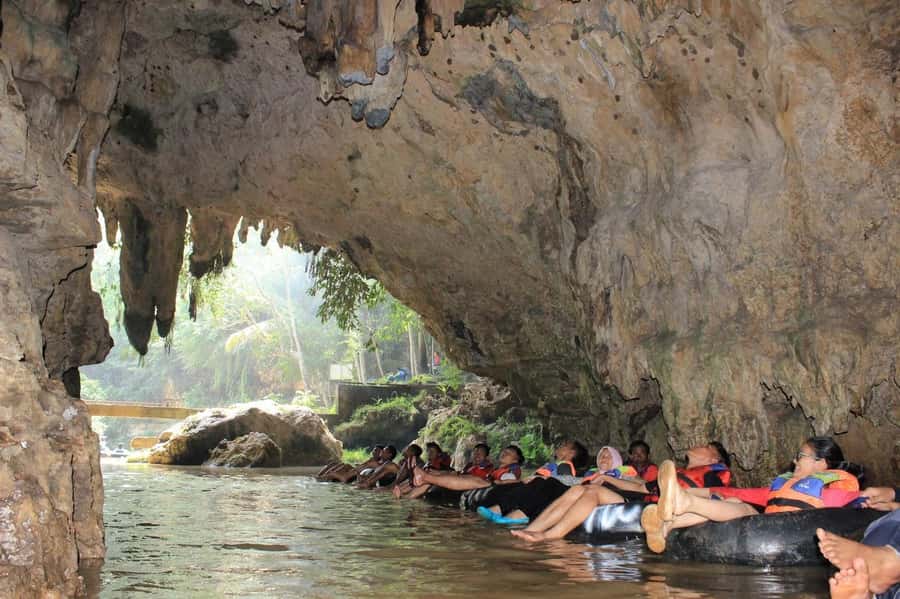 Yogyakarta : pindul cave and oyo river adventure trip - Timing and Pacing: Why the Day Works in One Shot