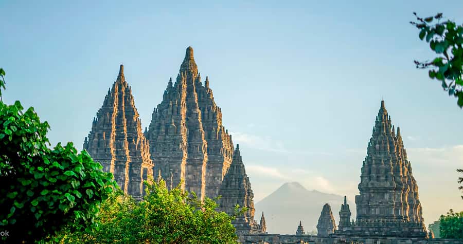 Yogyakarta : Prambanan early morning guided tour - Sewu Temple at the quiet hours: an 8th-century site tied to Rakai Panangkaran