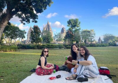 Yogyakarta : Prambanan early morning guided tour - Prambanan’s 9th-century Hindu temples: what the guided walk helps you see