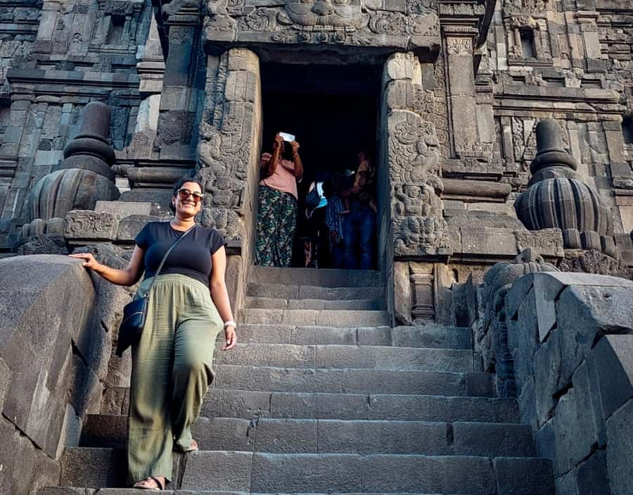 Yogyakarta : Prambanan early morning guided tour - What to bring (and what not to bring) for a smooth morning