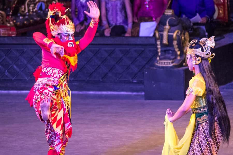 yogyakarta : prambanan temple sunset and ramayana ballet - What’s included (and what’s not) so you don’t get surprised