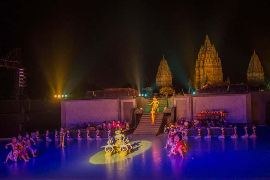 yogyakarta : prambanan temple sunset and ramayana ballet - Pickup, timing, and the 7-hour pace