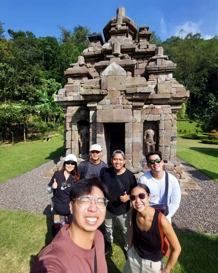 Yogyakarta: Selogriyo Temple and Rice Terrace Soft Trekking - Why Selogriyo + rice terraces works so well