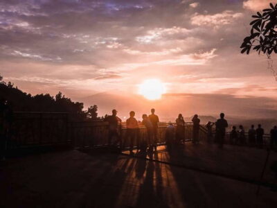 Yogyakarta: Setumbu Sunrise Borobudur Climb-up and Prambanan - Setumbu Hill sunrise: misty valley views and the Borobudur silhouette