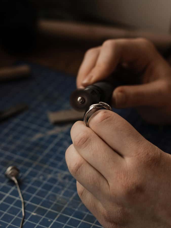 Yogyakarta: Silver Jewerly Traditional Making Workshop - Watch the Workshop Team Work: Burning and Tumbling (Even If You Run Short on Time)