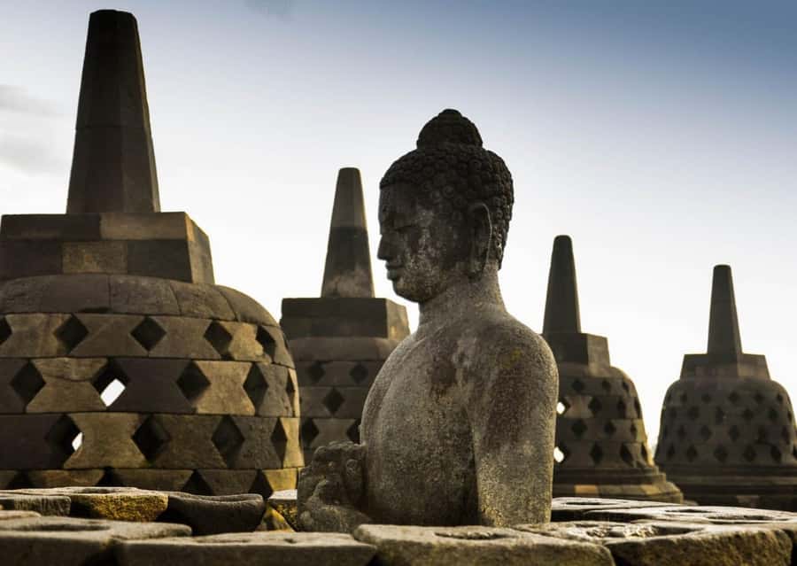 YOGYAKARTA; SUNRISE AT VIEW POINT AND BOROBUDUR CLIMB UP - Price and Logistics: Where the $23 Really Fits