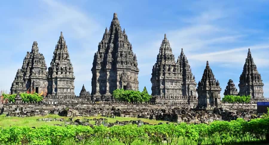 Yogyakarta: Sunrise Borobudur & Prambanan, with lunch option - Who should book this sunrise Borobudur and Prambanan day trip