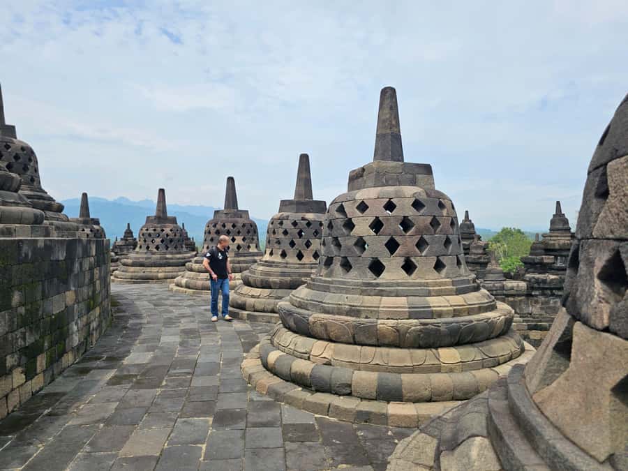 Yogyakarta; Sunrise from Borobudur Temple & Prambanan Guided - Setumbu Hill: a second viewpoint for the same morning light