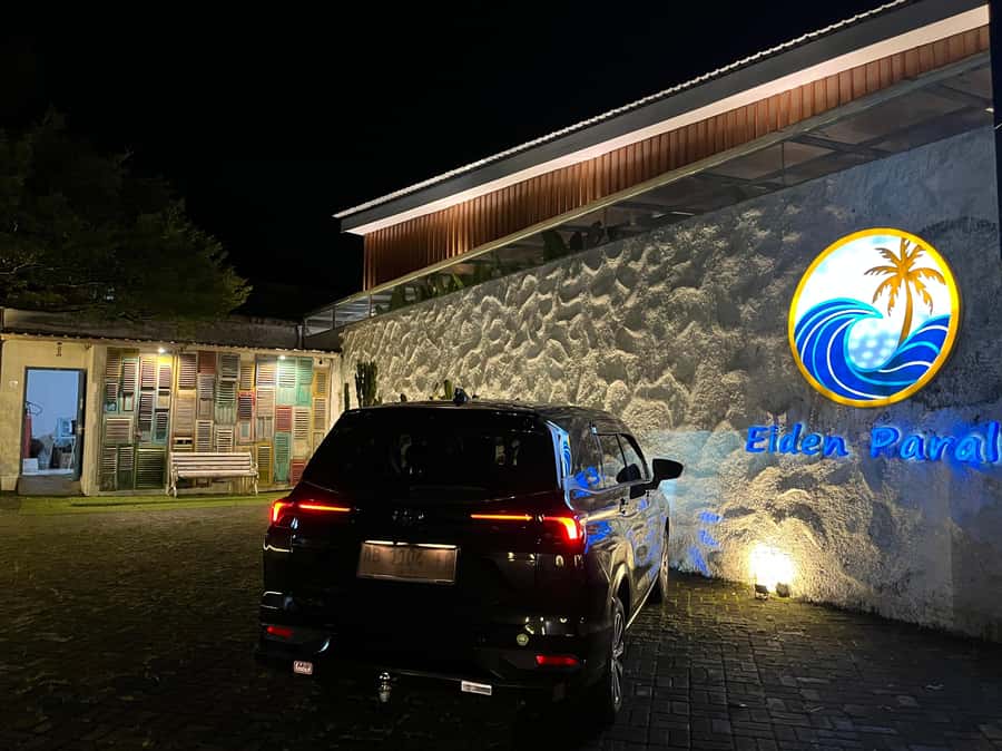 Yogyakarta: Tailor-Made Private Car Rental With Driver - Car, Driver, and Air-Conditioned Comfort: The Real Setup