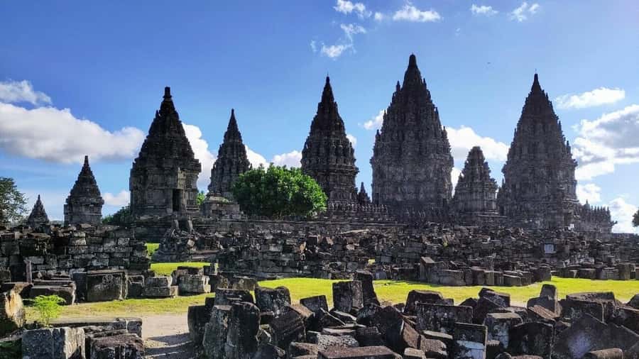 Yogyakarta: Tailor-Made Tour with English Speaking Driver - Key things to know before you go