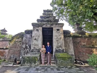 Yogyakarta: The Oldest Neighborhood Walking Experience - Meet Luthfi Eviani and Get Set Up for a 2-Hour Stroll