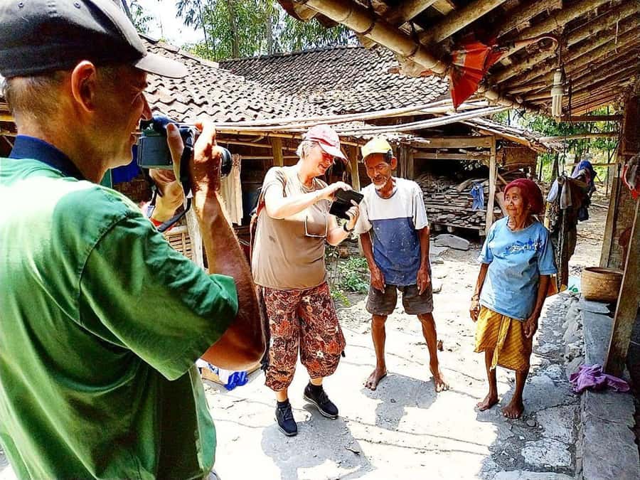 Yogyakarta: Traditional Village Bicycle Tour with Transfer - Van transfer back to Yogyakarta: end clean, not chaotic