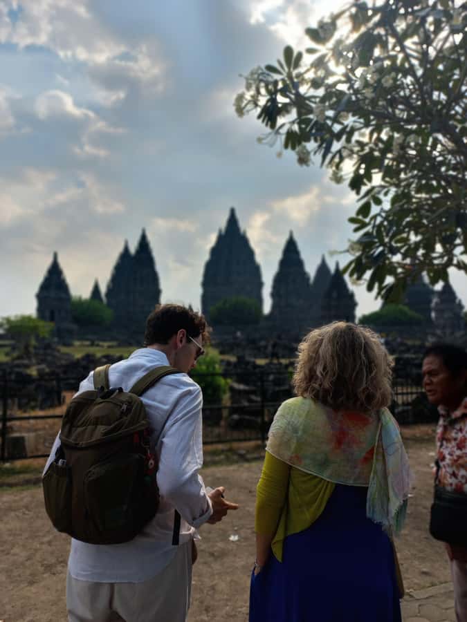 YOGYAKARTA VISIT PRAMBANAN TEMPLE SUNSET - Who this tour is best for