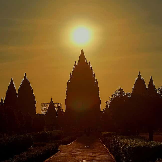 YOGYAKARTA: Volcano-Borobudur-Prambanan Tour w/ EXPERT GUIDE - Price and Logistics: What $25 Gets You (and What It Doesn’t)