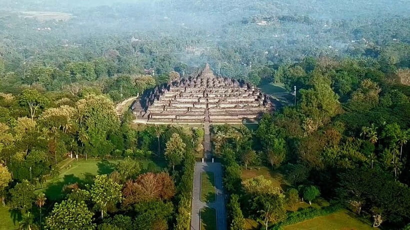 YOGYAKARTA: Volcano-Borobudur-Prambanan Tour w/ EXPERT GUIDE - Best for First-Timers (and Also for People Who Thought They Knew These Temples)