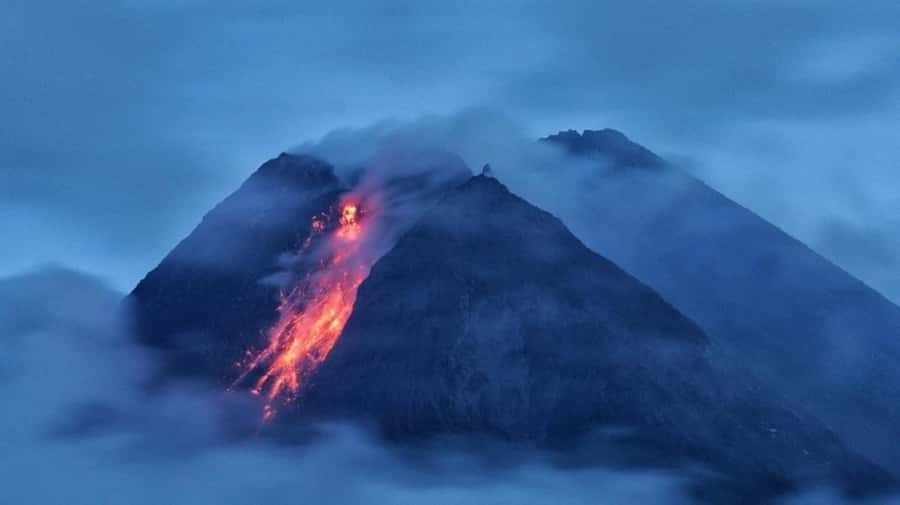 Yogyakarta Volcano: Mount Merapi on Hilltop (Lava View) - Why Merapi At Night Feels Different Than Day Trips