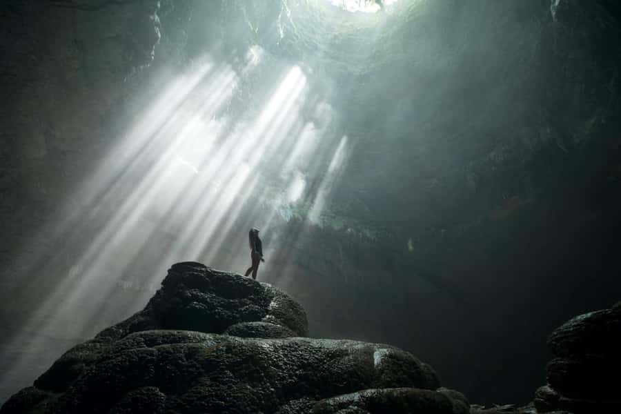 Yogyakarta's Hidden Gems: Jomblang Cave & Timang Beach Tour - Who This Tour Fits Best (and Who Might Want a Swap)