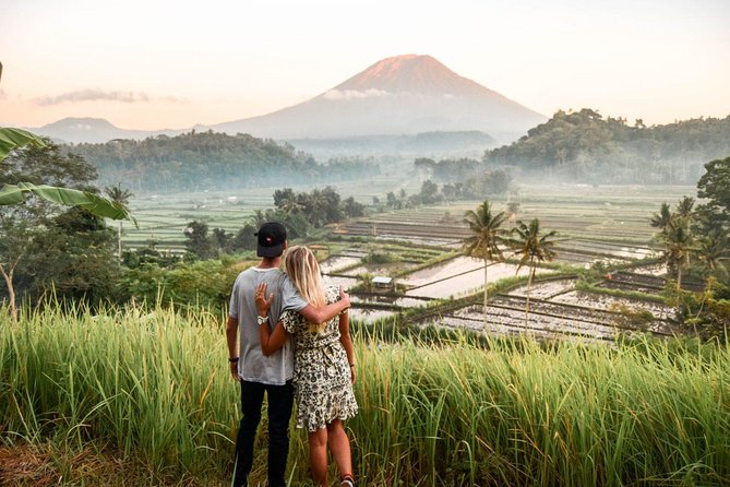 ️ Bali Instagram Tour: The Most Famous Spots (Private & All-Inclusive) - Tegalalang Rice Terrace: the classic Ubud frames, minus the chaos
