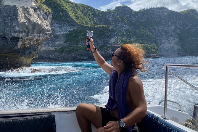 ️Nusa Penida by Private Boat - Snorkeling 4 spots, Swim with Mantas + Land Tour - Manta rays at Manta Point: the part people talk about